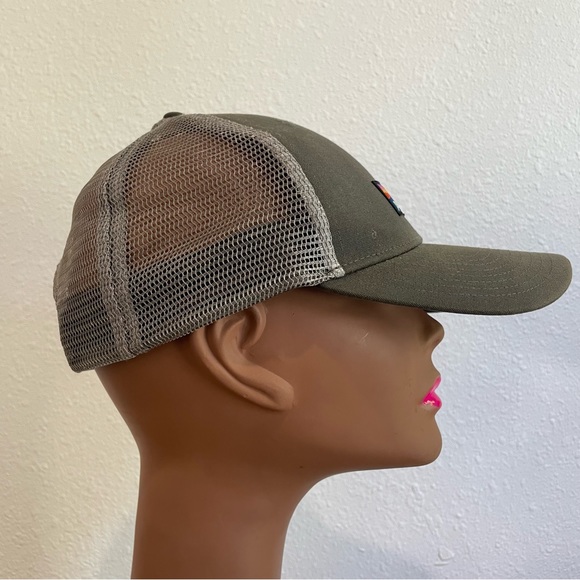 Patagonia Unisex Gray Wave Print Logo Trucker Hat - Picture 6 of 12